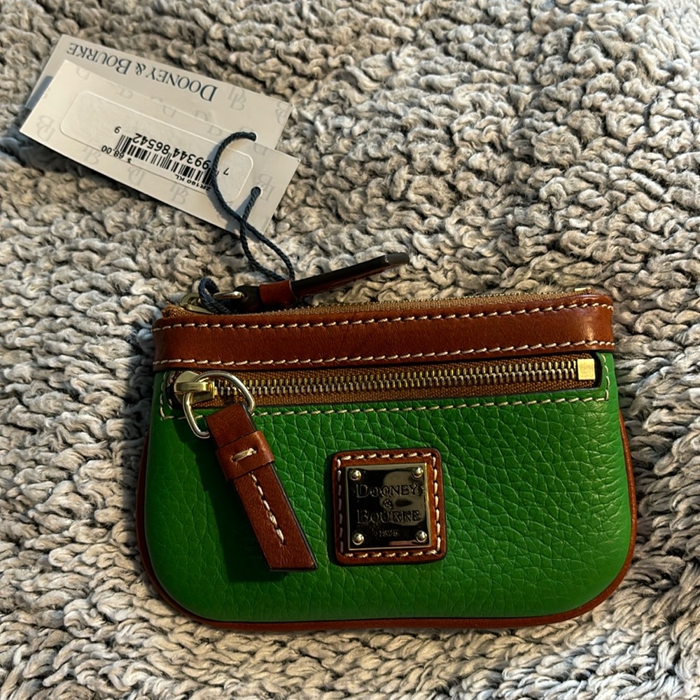 Dooney and Bourke change purse green